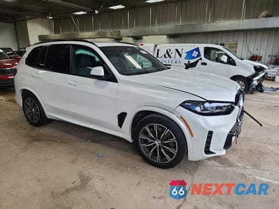 Czwarte zdjęcie samochodu z boku: 2026 BMW X5 XDRIVE40I VIN:5UX23EU0XT9225855 - miniatura