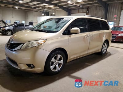 2012 TOYOTA SIENNA LE 5TDKK3DC9CS191945 - główne zdjęcie licytacji z USA - miniatura