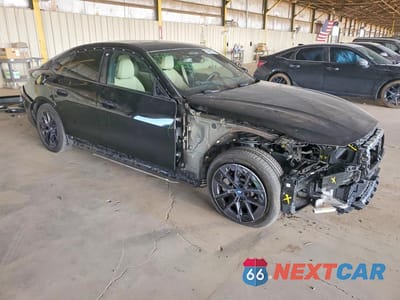 Czwarte zdjęcie samochodu z boku: 2022 BMW I4 EDRIVE 40 VIN:WBY73AW04NFN08557 - miniatura