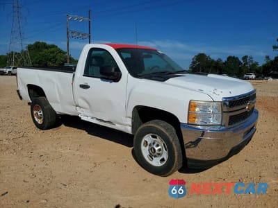 Czwarte zdjęcie samochodu z boku: 2013 CHEVROLET SILVERADO K2500 HEAVY DUTY VIN:1GC0KVCGXDF238294 - miniatura