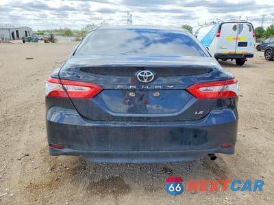 Zdjęcie 6 z 12 samochodu: 2018 TOYOTA CAMRY LE VIN:4T1B11HK2JU631761 - miniatura