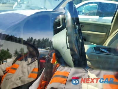 Zdjęcie 9 z 12 samochodu: 2006 CHEVROLET SILVERADO K1500 VIN:2GCEK13T761237884 - miniatura