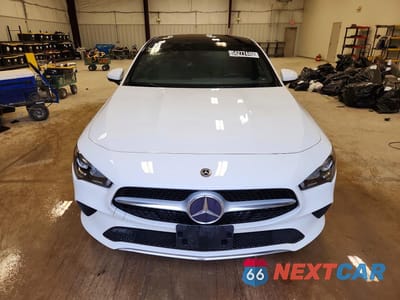Piąte zdjęcie samochodu w środku: 2020 MERCEDES-BENZ CLA 250 VIN:W1K5J4GB8LN125391 - miniatura