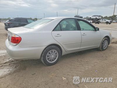 Trzecie zdjęcie samochodu z tyłu: 2006 TOYOTA CAMRY STANDARD VIN:4T1BE32KX6U732451 - miniatura