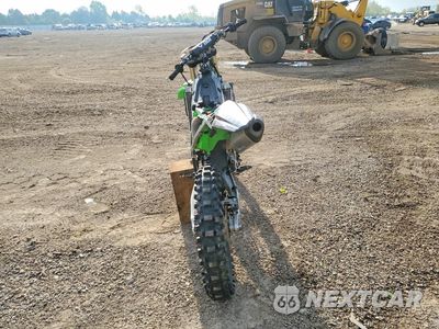 Czwarte zdjęcie samochodu z boku: 2024 KAWASAKI KX252 C VIN:JKBKXTCC4RA033172 - miniatura