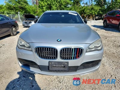 Piąte zdjęcie samochodu w środku: 2014 BMW 750 LXI VIN:WBAYF8C50ED653819 - miniatura