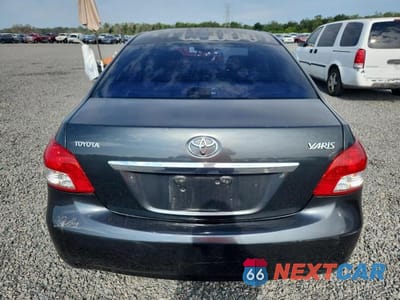 Zdjęcie 6 z 12 samochodu: 2007 TOYOTA YARIS BASE VIN:JTDBT923771021895 - miniatura