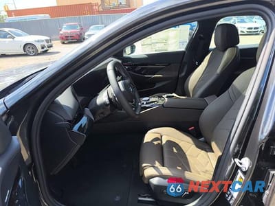 Zdjęcie 7 z 15 samochodu: 2026 BMW 530 XI VIN:WBA53FJ0XTCW69911 - miniatura