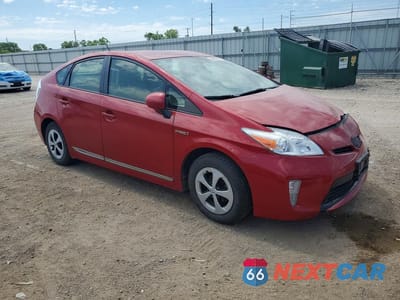 Czwarte zdjęcie samochodu z boku: 2014 TOYOTA PRIUS TWO VIN:JTDKN3DU6E1786851 - miniatura