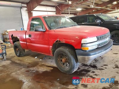 Czwarte zdjęcie samochodu z boku: 2002 CHEVROLET SILVERADO K1500 VIN:1GCEK14Z12Z338780 - miniatura