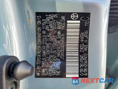 Zdjęcie 12 z 12 samochodu: 2013 TOYOTA PRIUS THREE VIN:JTDKN3DU4D5683676 - miniatura