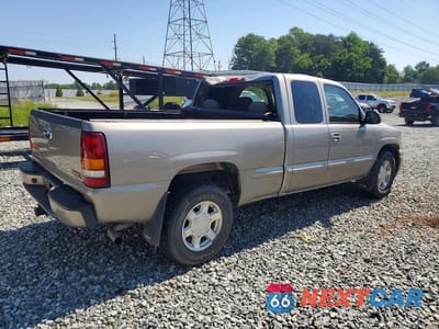 Trzecie zdjęcie samochodu z tyłu: 2001 GMC SIERRA K1500 C3 VIN:2GTEK69U811352158 - miniatura