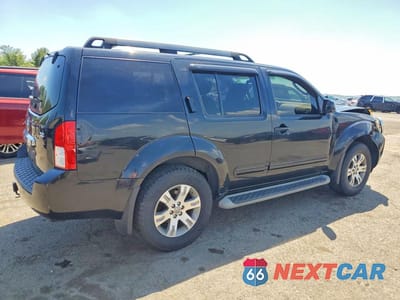 Trzecie zdjęcie samochodu z tyłu: 2010 NISSAN PATHFINDER S VIN:5N1AR1NB9AC608928 - miniatura