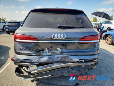 Zdjęcie 6 z 12 samochodu: 2022 AUDI Q7 PREMIUM VIN:WA1AJBF72ND020004 - miniatura