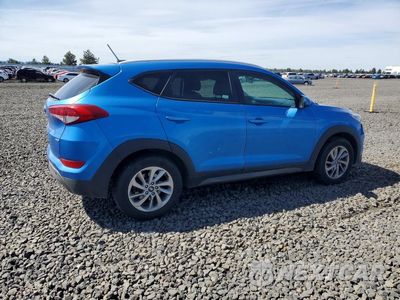 Trzecie zdjęcie samochodu z tyłu: 2016 HYUNDAI TUCSON SE VIN:KM8J3CA43GU106519 - miniatura
