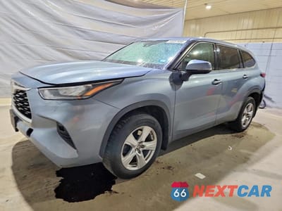 2020 TOYOTA HIGHLANDER LE 5TDBZRBH5LS005668 - główne zdjęcie licytacji z USA - miniatura