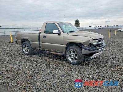 Czwarte zdjęcie samochodu z boku: 2000 CHEVROLET SILVERADO K1500 VIN:1GCEK14T1YZ117863 - miniatura