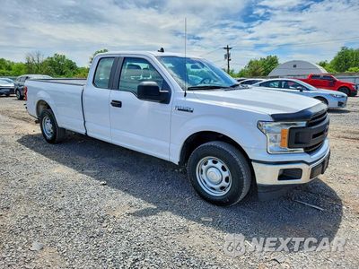 Czwarte zdjęcie samochodu z boku: 2020 FORD F150 SUPER CAB VIN:1FTEX1C5XLKE31985 - miniatura