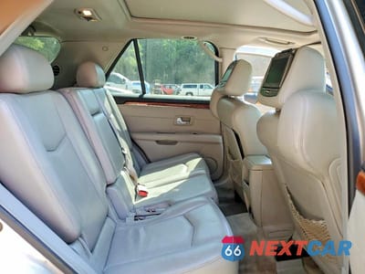 Zdjęcie 11 z 13 samochodu: 2008 CADILLAC SRX VIN:1GYEE637980118668 - miniatura
