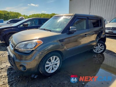 2012 KIA SOUL + KNDJT2A69C7389632 - główne zdjęcie licytacji z USA - miniatura