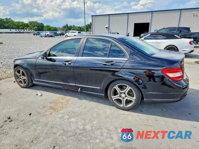 Drugie zdjęcie samochodu z przodu: 2011 MERCEDES-BENZ C 300 VIN:WDDGF5EB7BR158957 - miniatura