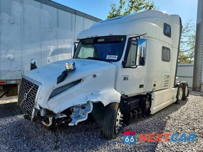 Drugie zdjęcie samochodu z przodu: 2021 VOLVO VNL SEMI TRUCK VIN:4V4NC9EH0MN284176 - miniatura