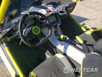 Zdjęcie 8 z 12 samochodu: 2018 POLARIS SLINGSHOT SLR VIN:57XAARFA4J8125244 - miniatura