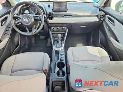 Zdjęcie 8 z 12 samochodu: 2019 TOYOTA YARIS L VIN:3MYDLBYV5KY506650 - miniatura
