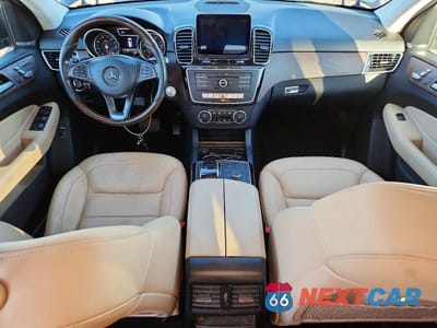 Zdjęcie 8 z 13 samochodu: 2017 MERCEDES-BENZ GLE 350 4MATIC VIN:4JGDA5HB0HA876618 - miniatura