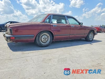 Trzecie zdjęcie samochodu z tyłu: 1989 JAGUAR XJ6 VIN:SAJHY1542KC564622 - miniatura