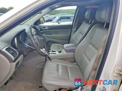 Zdjęcie 7 z 12 samochodu: 2012 JEEP GRAND CHEROKEE LAREDO VIN:1C4RJFAT5CC297740 - miniatura