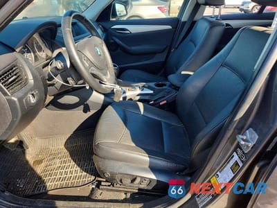 Zdjęcie 7 z 12 samochodu: 2015 BMW X1 SDRIVE28I VIN:WBAVM1C51FVW56952 - miniatura
