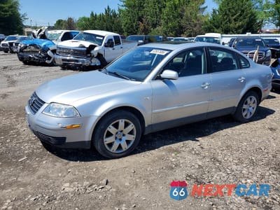 2002 VOLKSWAGEN PASSAT GLX 4MOTION WVWTH63B92P186413 - główne zdjęcie licytacji z USA - miniatura