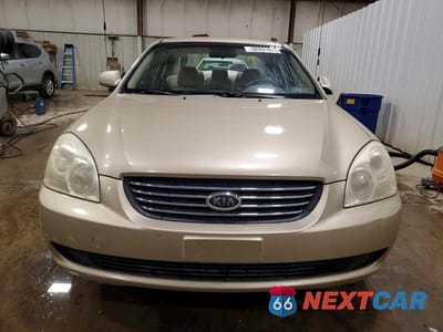 Piąte zdjęcie samochodu w środku: 2007 KIA OPTIMA LX VIN:KNAGE123575148121 - miniatura
