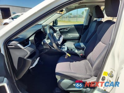 Zdjęcie 7 z 12 samochodu: 2019 TOYOTA RAV4 XLE VIN:2T3W1RFV7KC008112 - miniatura