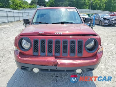 Piąte zdjęcie samochodu w środku: 2016 JEEP PATRIOT SPORT VIN:1C4NJRBB9GD686130 - miniatura