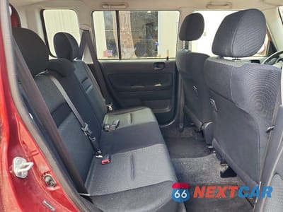 Zdjęcie 11 z 13 samochodu: 2006 TOYOTA SCION XB VIN:JTLKT334X64125285 - miniatura