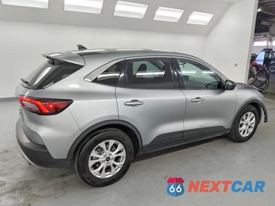 Trzecie zdjęcie samochodu z tyłu: 2024 FORD ESCAPE ACTIVE VIN:1FMCU0GN5RUA12732 - miniatura