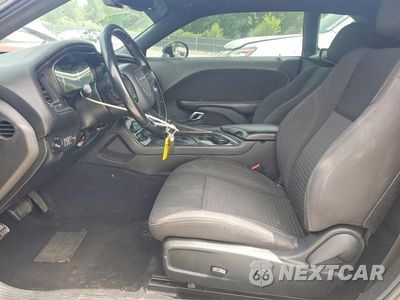 Zdjęcie 7 z 12 samochodu: 2019 DODGE CHALLENGER SXT VIN:2C3CDZAG3KH642023 - miniatura