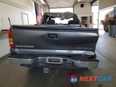 Zdjęcie 6 z 12 samochodu: 2002 CHEVROLET SILVERADO K1500 VIN:2GCEK19T121267934 - miniatura