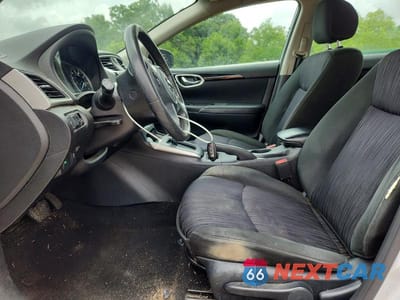 Zdjęcie 7 z 12 samochodu: 2019 NISSAN SENTRA SV VIN:3N1AB7AP8KY283830 - miniatura