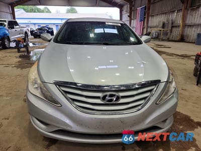 Piąte zdjęcie samochodu w środku: 2012 HYUNDAI SONATA GLS VIN:5NPEB4AC5CH401583 - miniatura