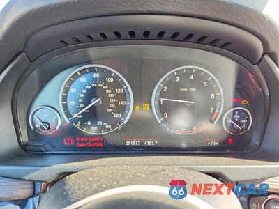 Zdjęcie 9 z 13 samochodu: 2014 BMW X5 SDRIVE35I VIN:5UXKR2C52E0H32480 - miniatura