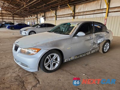2008 BMW 328 I WBAVA37518NL47211 - główne zdjęcie licytacji z USA - miniatura