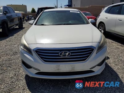 Piąte zdjęcie samochodu w środku: 2016 HYUNDAI SONATA SE VIN:5NPE24AF3GH359186 - miniatura