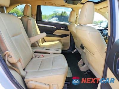 Zdjęcie 11 z 13 samochodu: 2017 TOYOTA HIGHLANDER XLE VIN:5TDKZRFH5HS193139 - miniatura