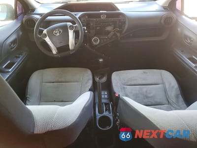 Zdjęcie 8 z 12 samochodu: 2015 TOYOTA PRIUS C ONE VIN:JTDKDTB33F1091600 - miniatura