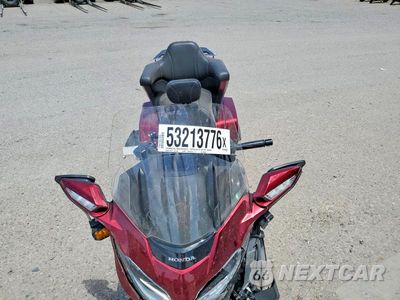 Piąte zdjęcie samochodu w środku: 2018 HONDA GL1800 D VIN:JH2SC7952JK002711 - miniatura