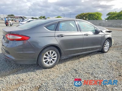 Trzecie zdjęcie samochodu z tyłu: 2016 FORD FUSION S VIN:3FA6P0G73GR328893 - miniatura