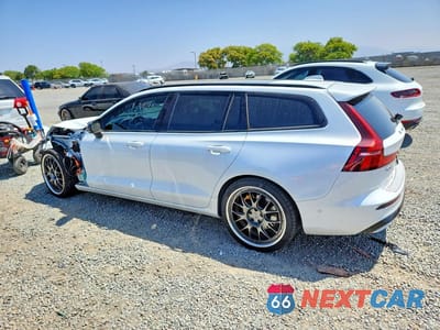 Drugie zdjęcie samochodu z przodu: 2025 VOLVO V60 POLESTAR ENGINEERED VIN:YV1H60EP6S1642057 - miniatura